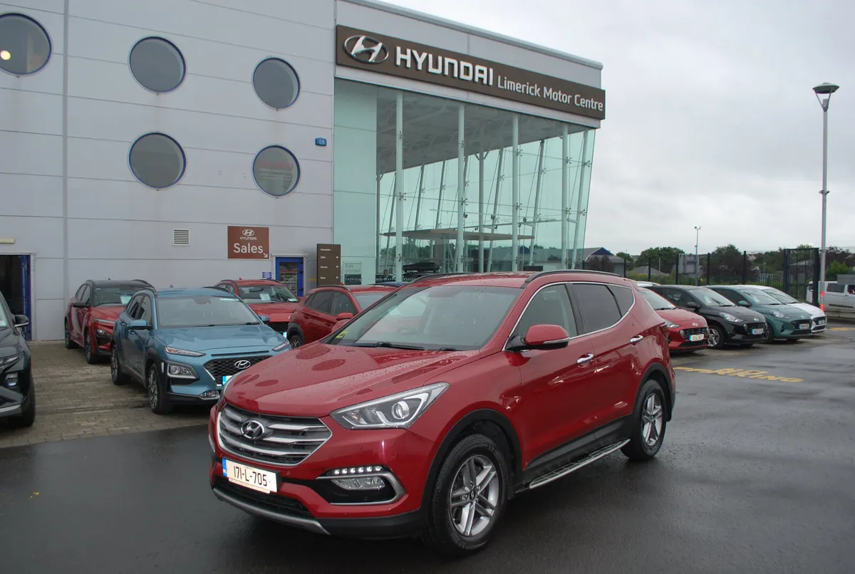 Hyundai Santa Fe 2017 - Image 1