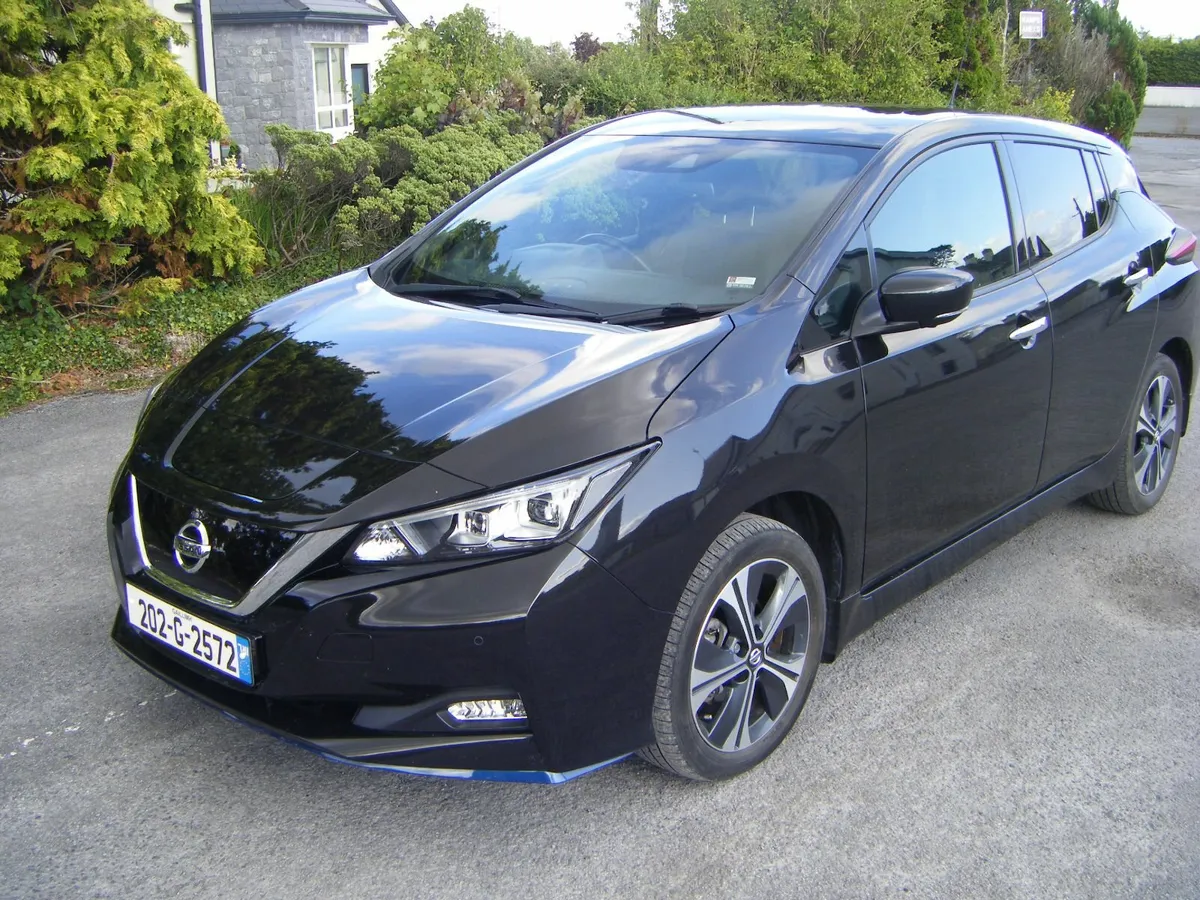 CAR - Image 4