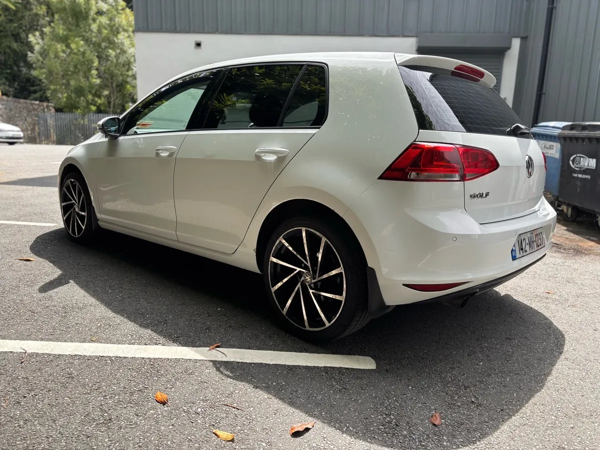 2014 VOLKSWAGEN GOLF 1.6 TDI - Image 4
