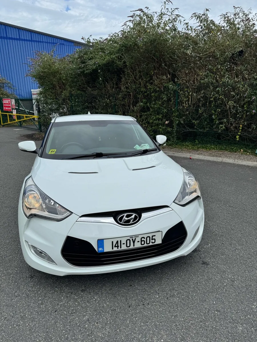 Hyundai Veloster 2014, mint condition, NCT 02/26 - Image 2