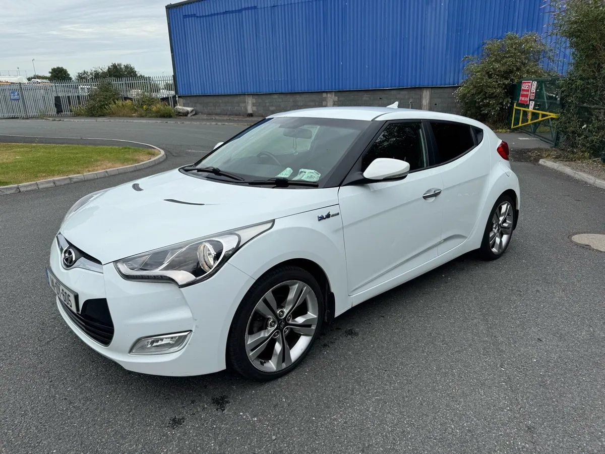 Hyundai Veloster 2014, mint condition, NCT 02/26 - Image 3