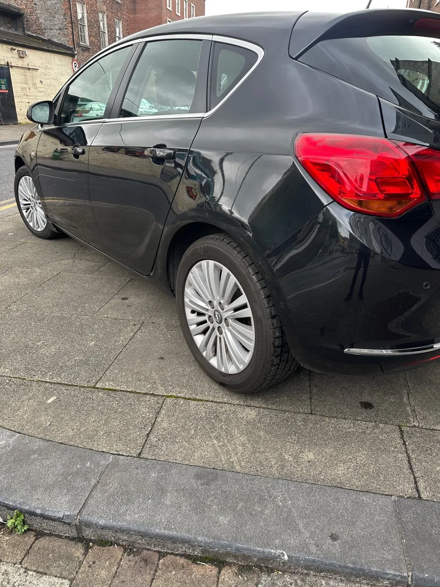 Opel Astra - Image 2