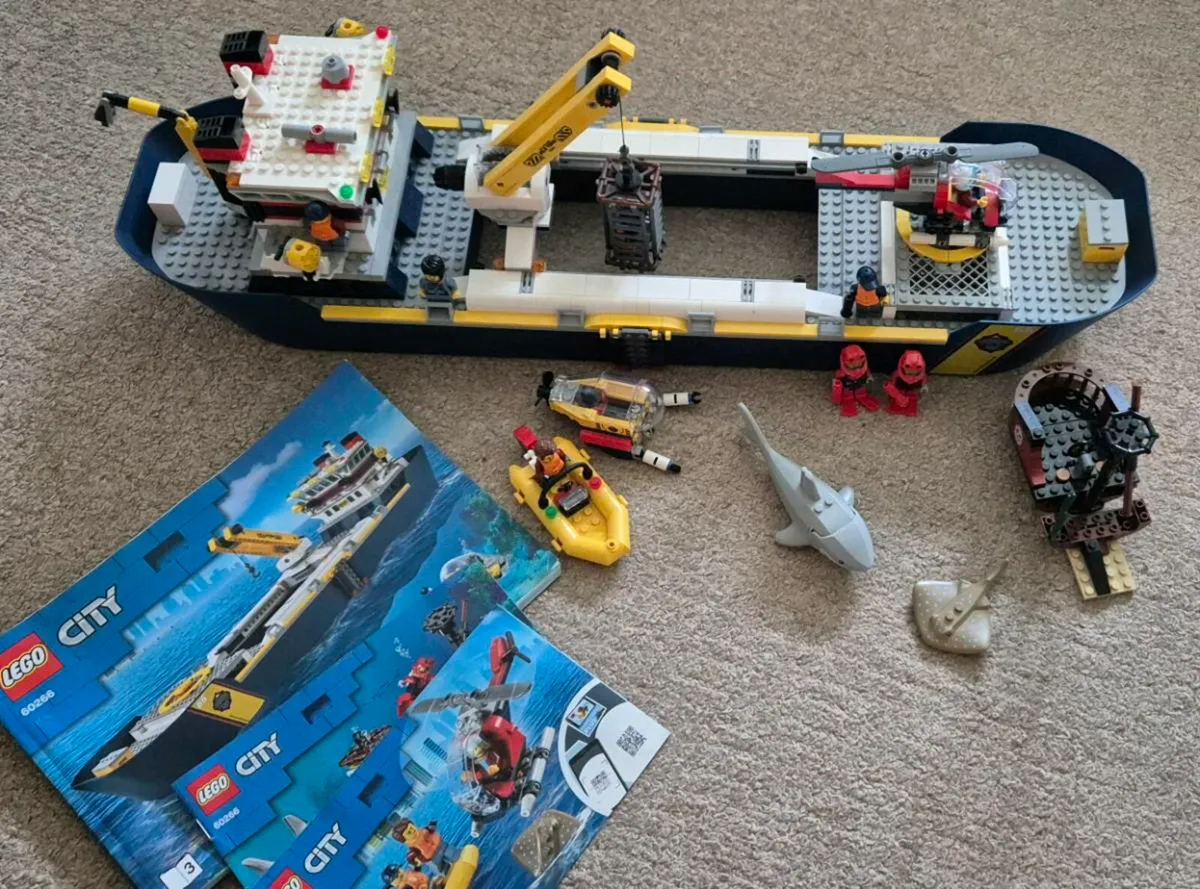 Lego Ocean Exploration Ship