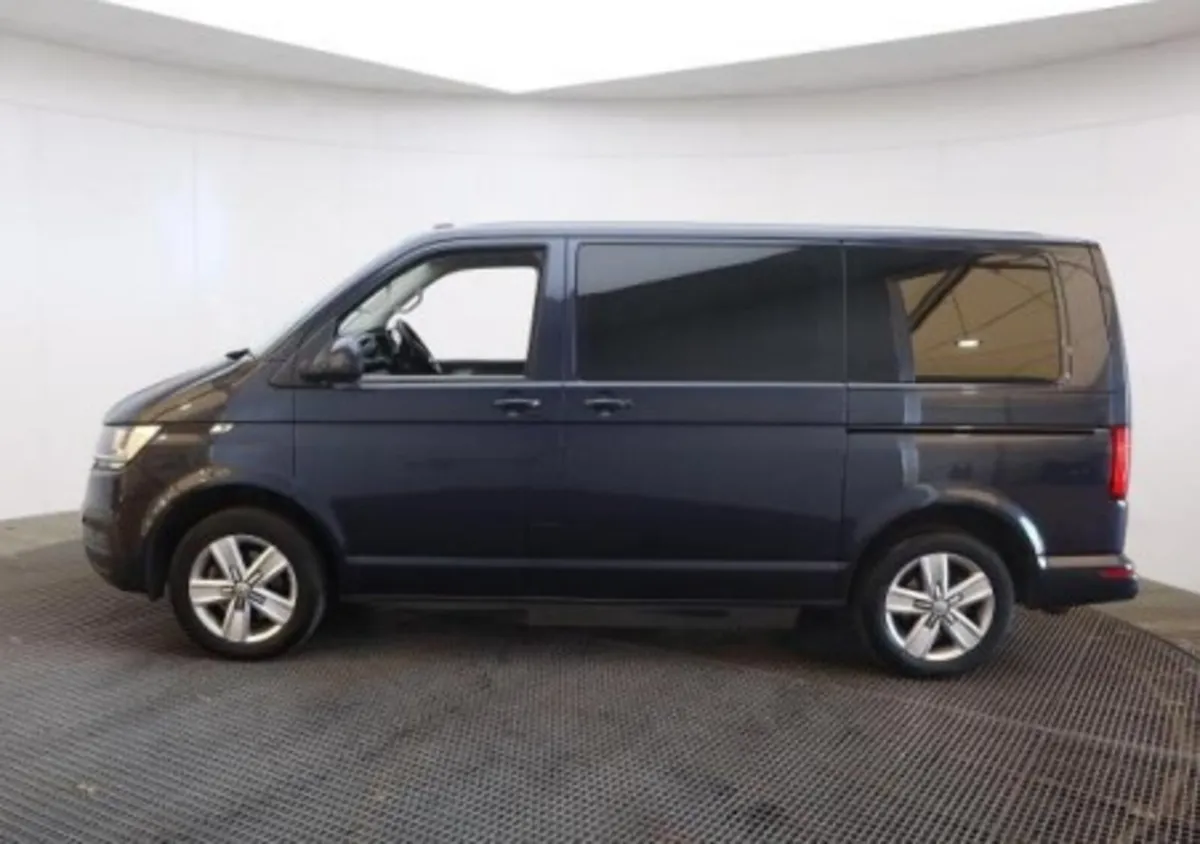 Volkswagen Transporter 2022 - Image 4