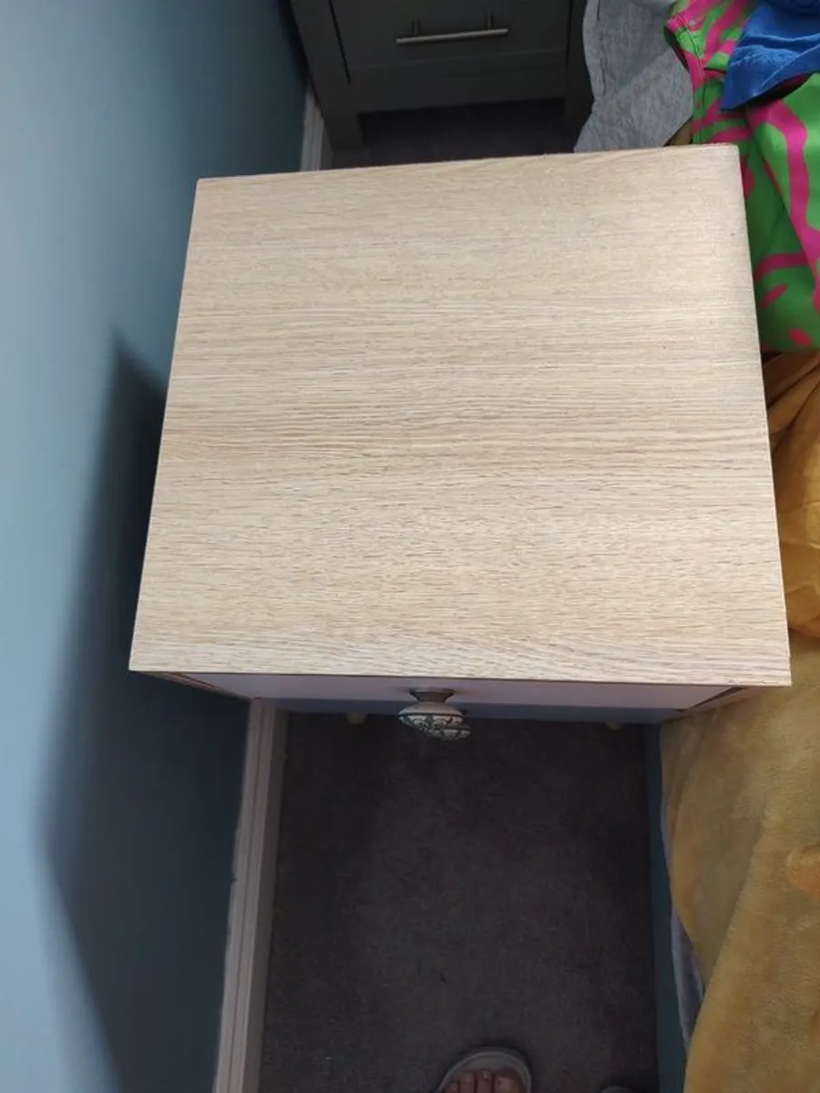 Bedside lockers - Image 3