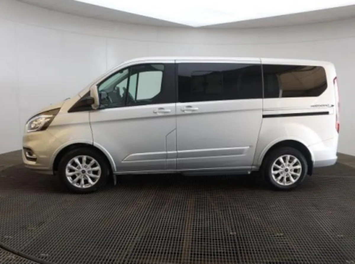 Ford Tourneo 2022 - Image 4