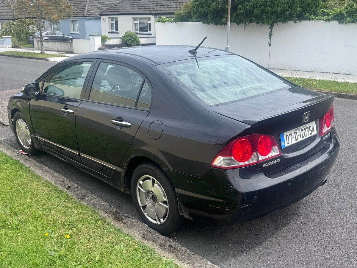 Honda civic breaking parts - Image 3