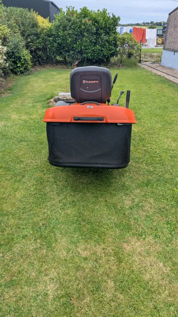 Ride on mower - Image 3