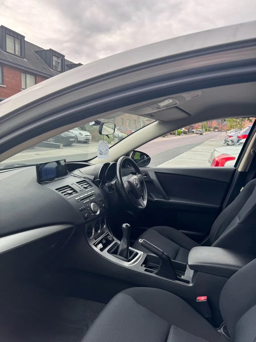 Mazda 3 2011 – Clean, Reliable & Economical - Image 4