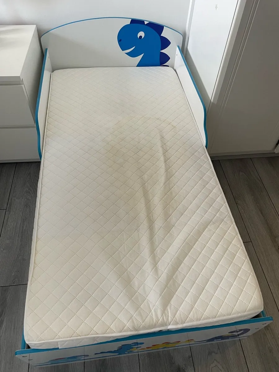 Toddler’s bed - Image 4