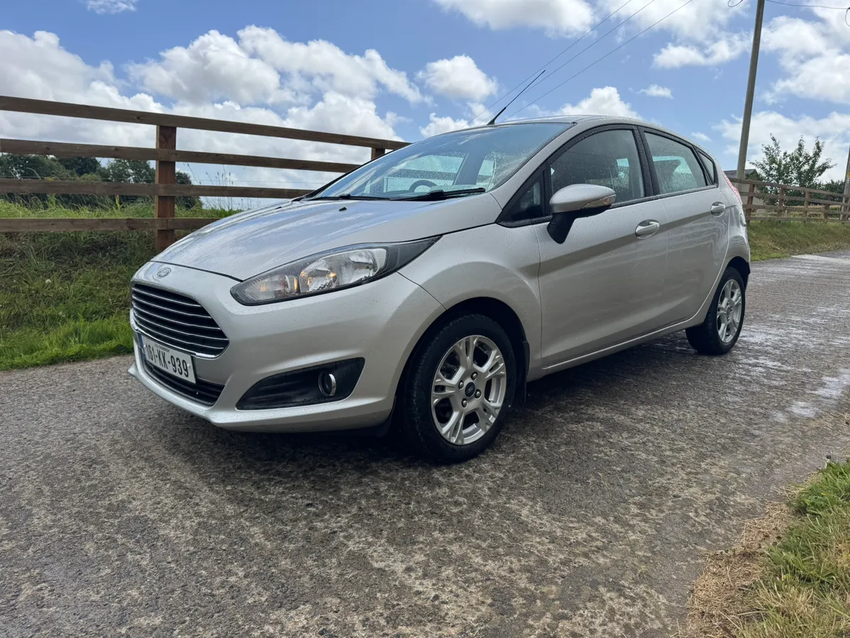 Ford Fiesta,1.25,Low kms,5 Door - Image 4