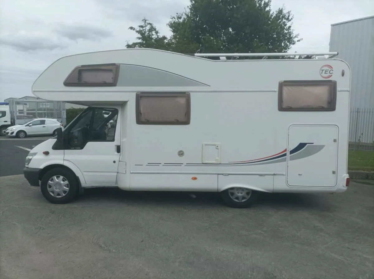 05 LMC camper van - Image 1