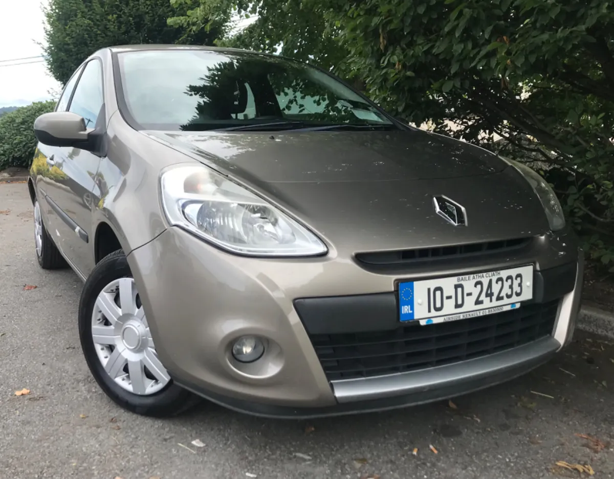 Renault Clio 1.2 16V ROYALE 43K KMS - Image 2