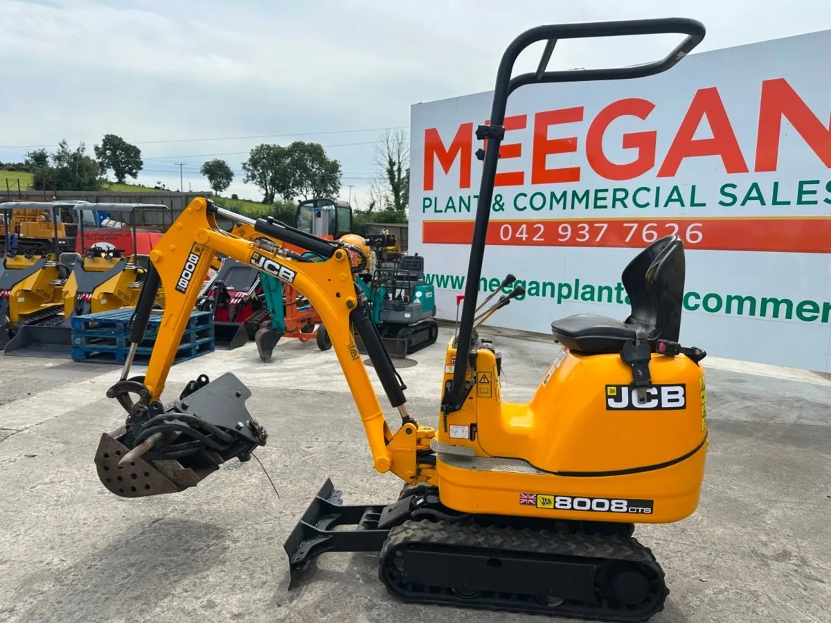 JCB MICRO digger with full set of buckets and ham - Image 3