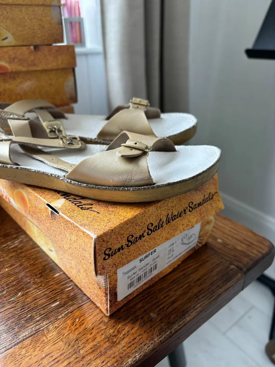 Salt Water surfer sandals /UK2/EU34 - Image 3