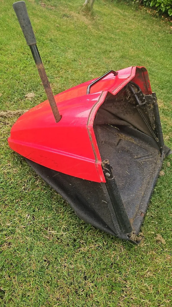 Ride on lawn mower basket - Image 2