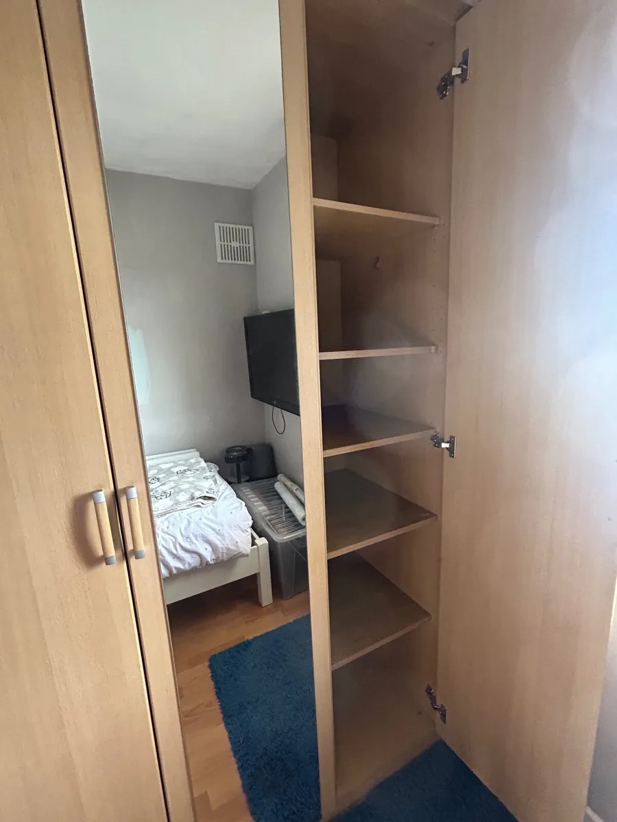 Wardrobe FREE - Image 2