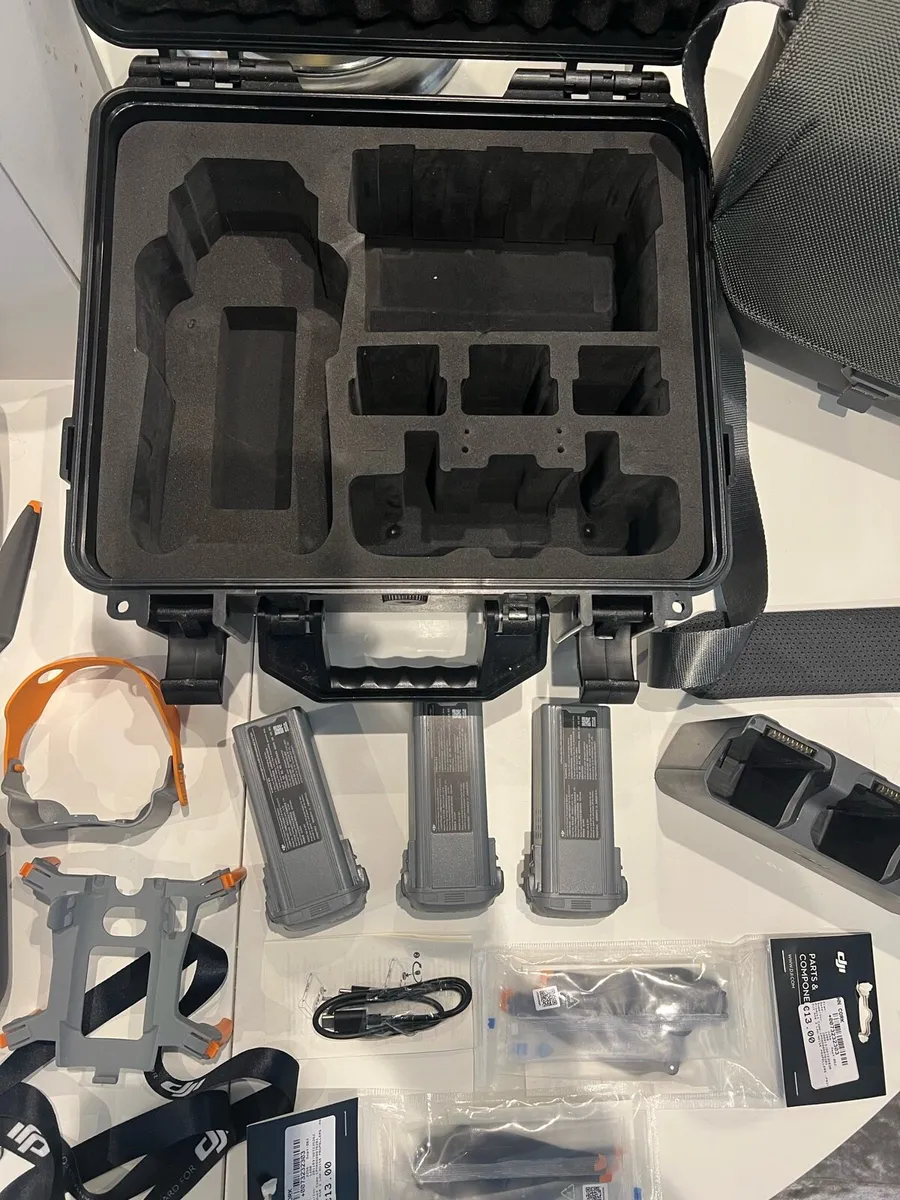 DJI AIR 3 as new - Image 4