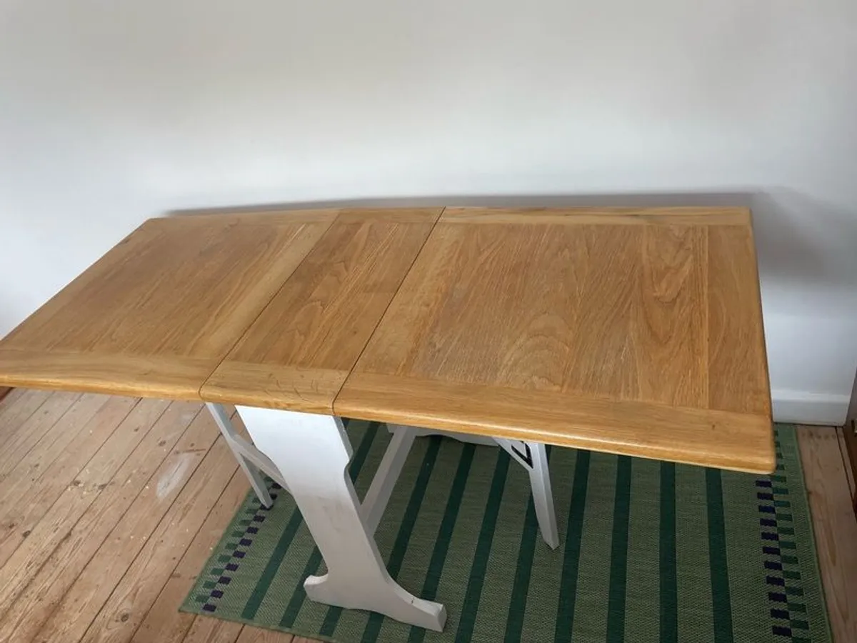 Drop-leaf small dining table - Image 2