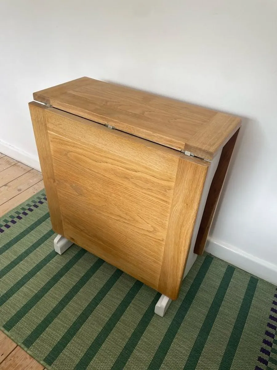Drop-leaf small dining table - Image 3
