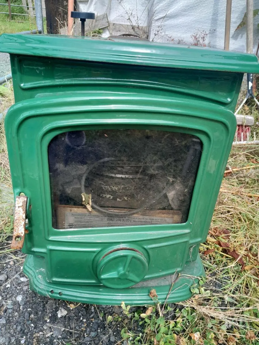 Oil stove - Image 1