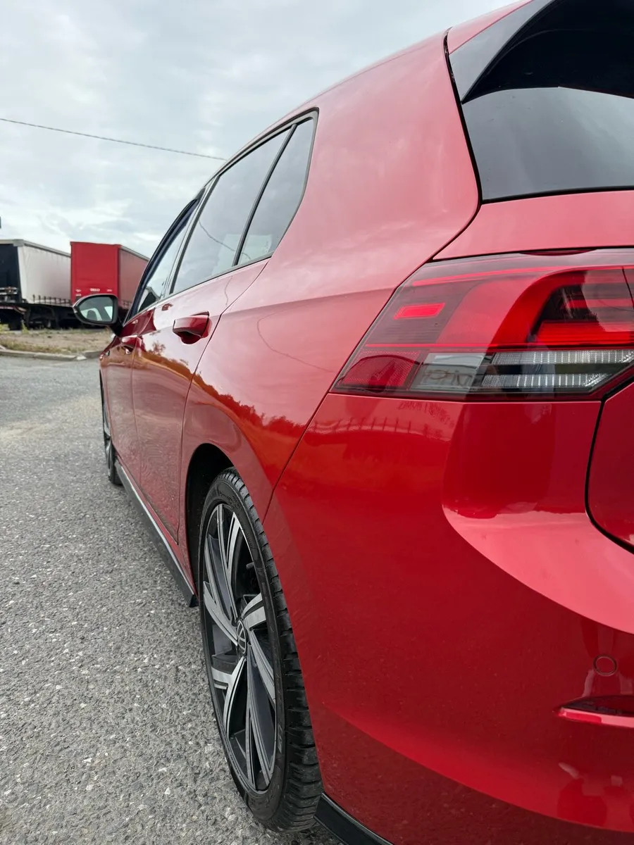 VW Golf R-Line - Image 4
