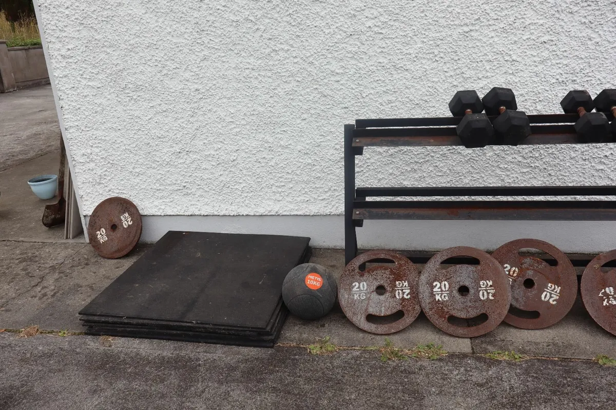 Gym Equipment - Image 4