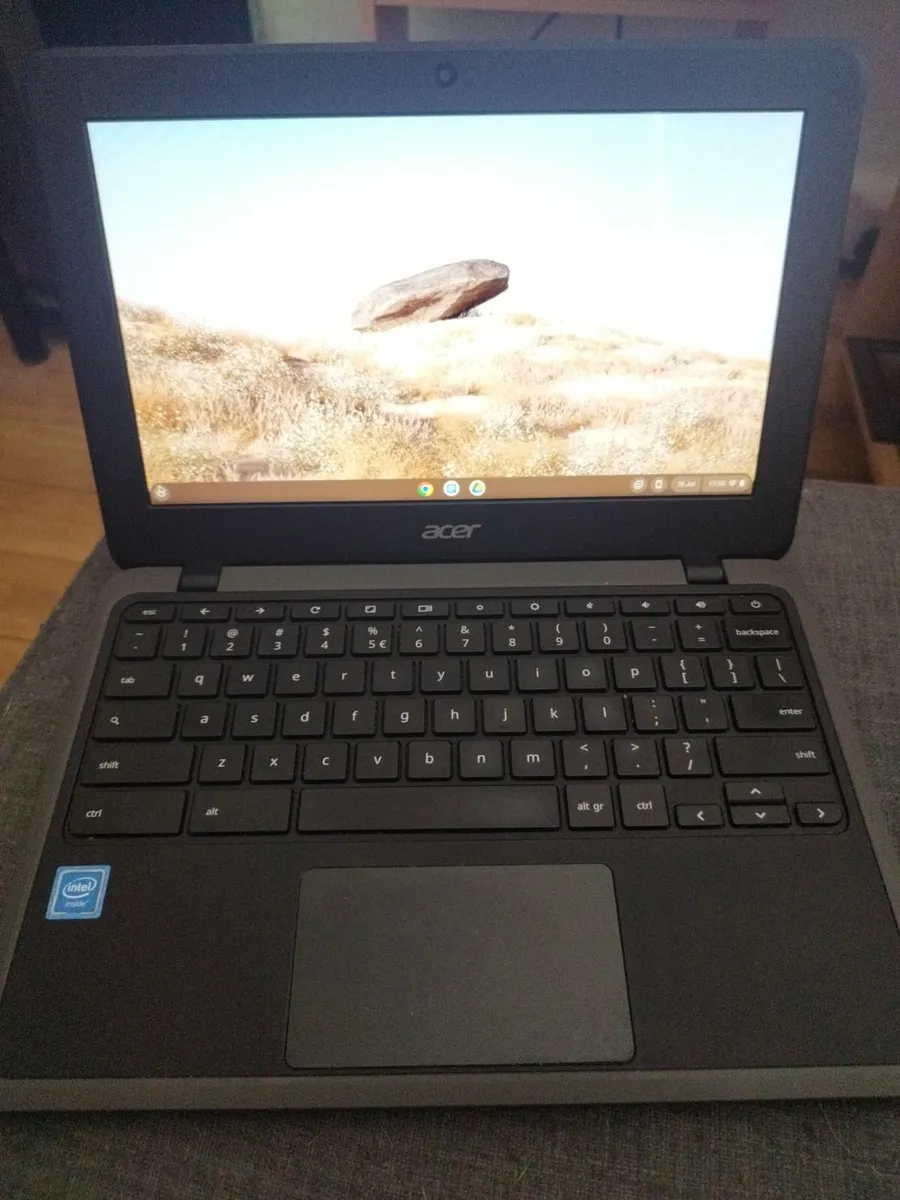 Acer ChromeBook 11 C732LT Laptop - Image 1
