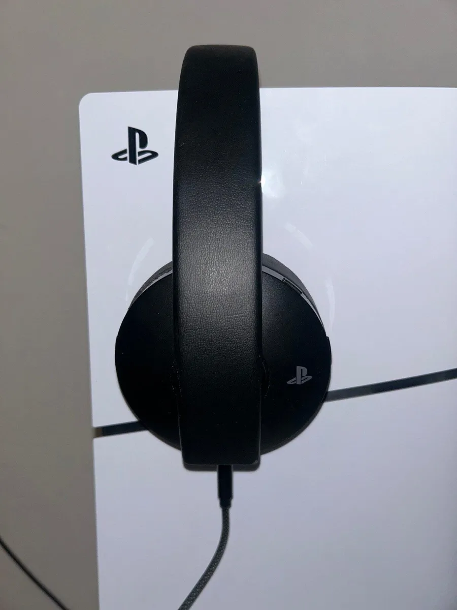 Playstation 5 - Image 2