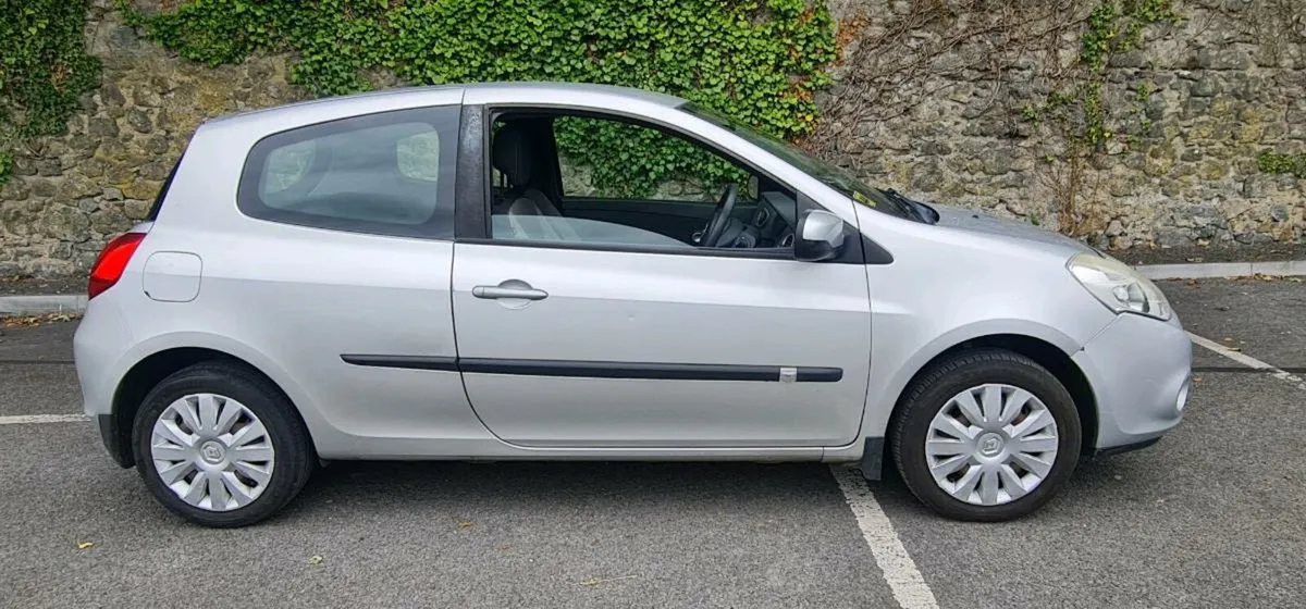 Renault Clio 1.2l Fresh NCT - Image 1
