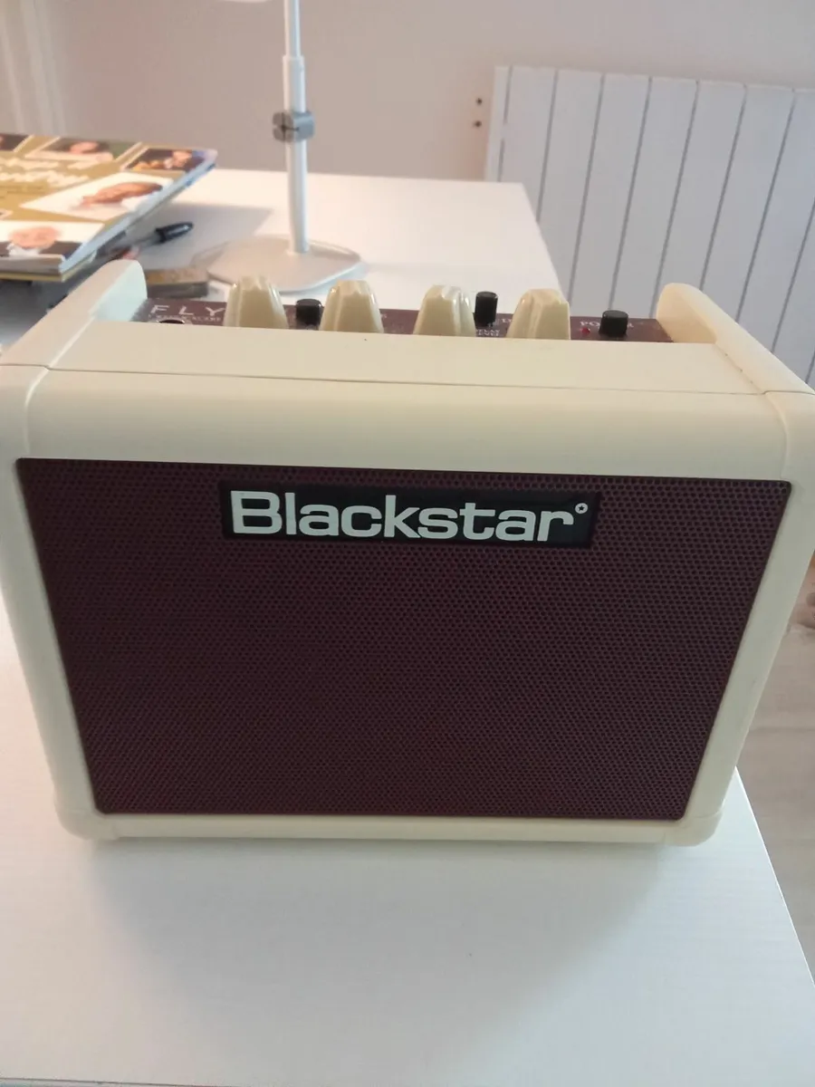 Amplifier guitar - Image 1