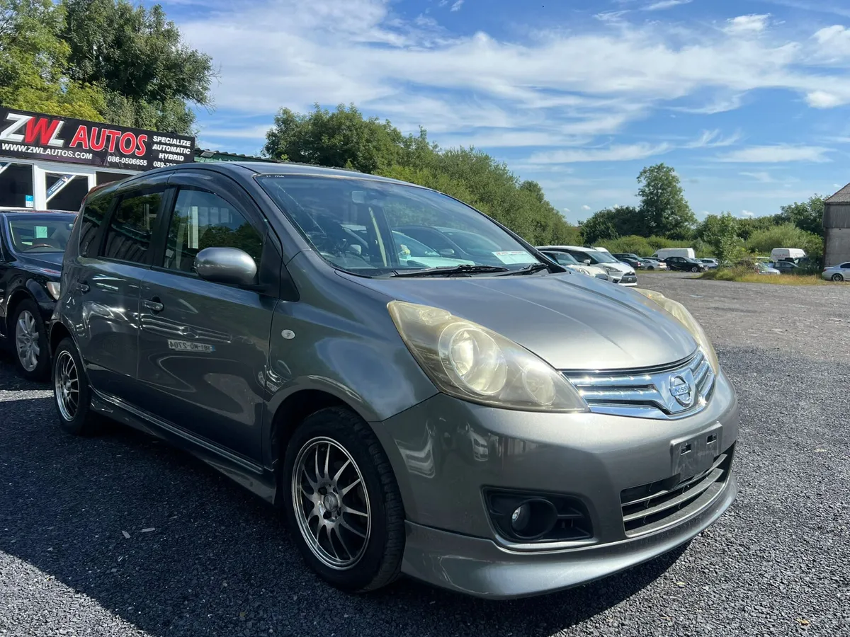 10 Nissan Note 1.5 Autos - Image 1