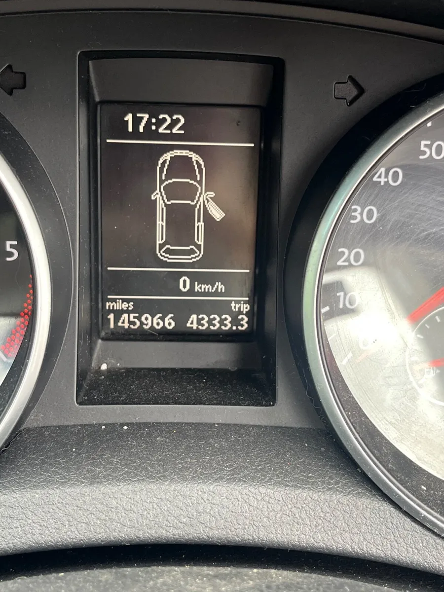 Volkswagen Golf 2012 - Image 4