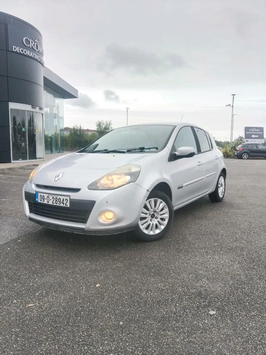09 renault clio 1.2 petrol - Image 1