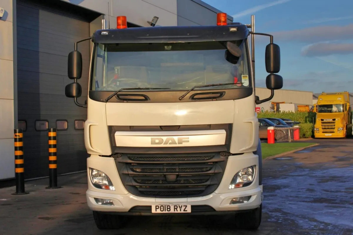2018 DAF CF 400 8X2 BEAVERTAIL, - Image 2