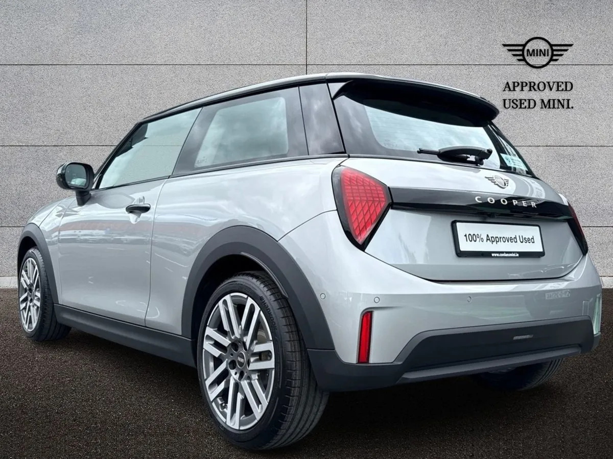 MINI HATCH Cooper C 3 Door - Image 2