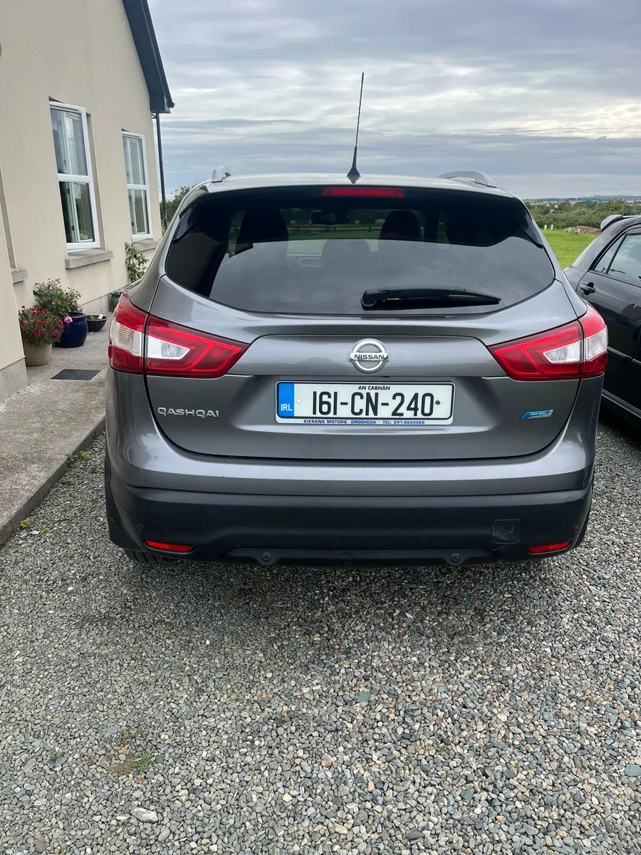 Nissan Qashqai - Image 1