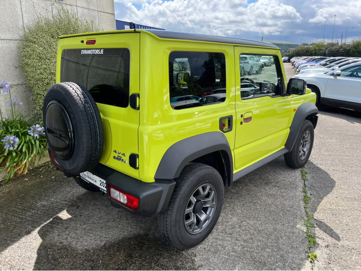 Suzuki Jimny SIERRA 4 SEAT 1.5 PETROL MANUAL //HIG - Image 4