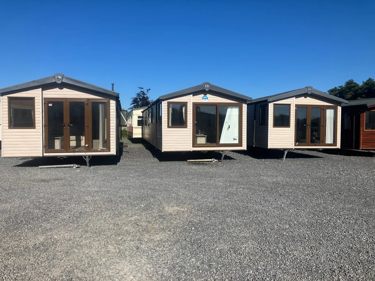 NUMBER FOUR COMING TOMORROW.40X12X3BED SWIFTS - Image 1
