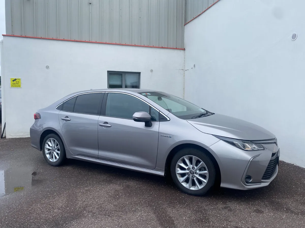 Toyota Corolla 2020 - Image 2