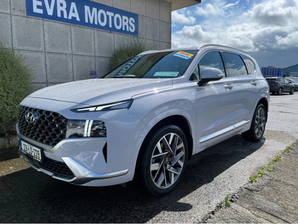 Hyundai Santa Fe EXECUTIVE PLUS 7 SEATER AUTOMATIC - Image 4