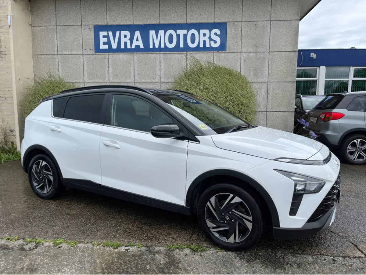Hyundai Bayon EXECUTIVE 2-TONE 1.2 PETROL - Image 2