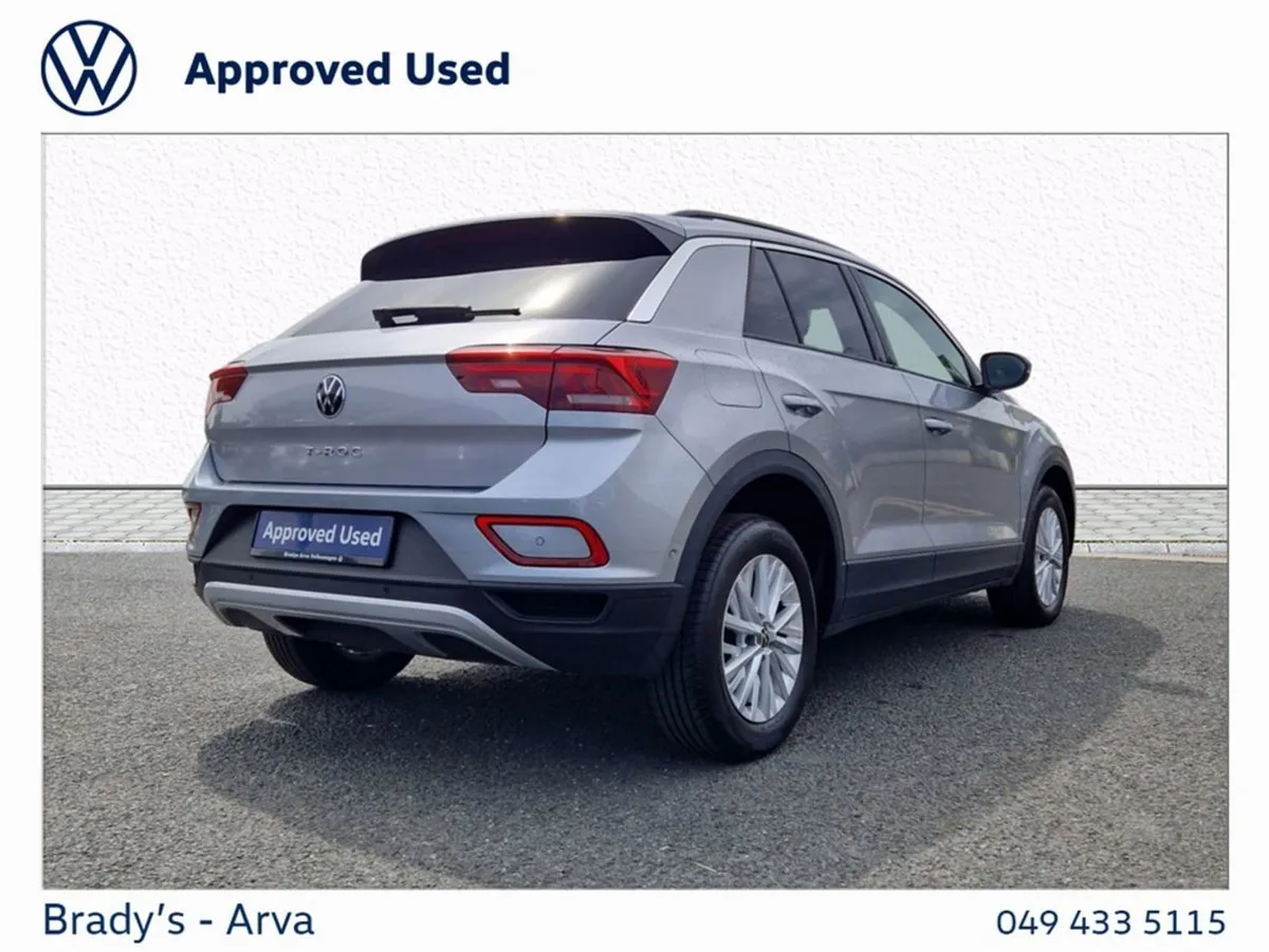 Volkswagen T-Roc Life 2.0 TDI 116BHP M6F 5DR - Image 3