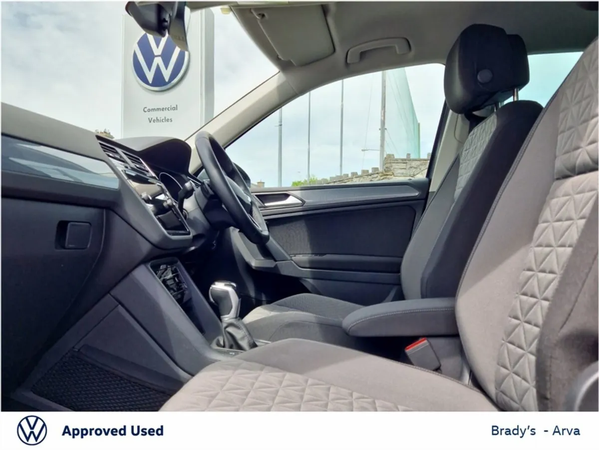 Volkswagen Tiguan Life 2.0 TDI 150BHP D7F 5DR Auto - Image 4