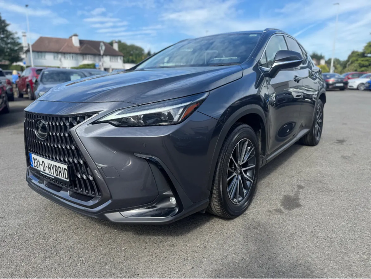 Lexus NX 450H+ PREMIUM PACK 4WD - Image 2