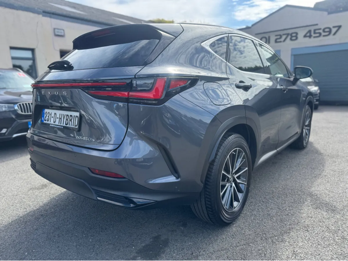 Lexus NX 450H+ PREMIUM PACK 4WD - Image 4