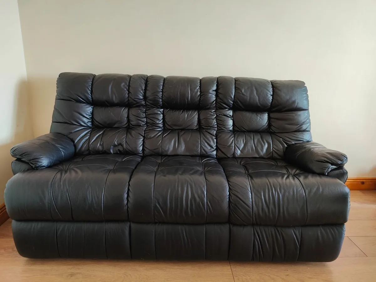 Couch - Image 1