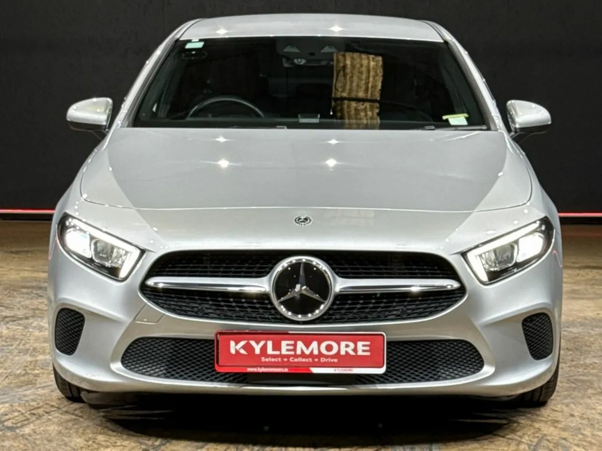 Mercedes-Benz A-Class A180 - 1.4 AUTOMATIC - LOW M - Image 3