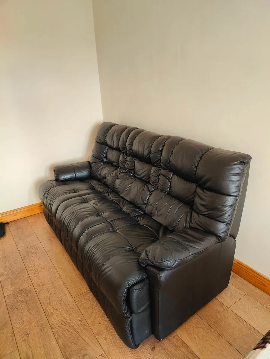 Couch - Image 3