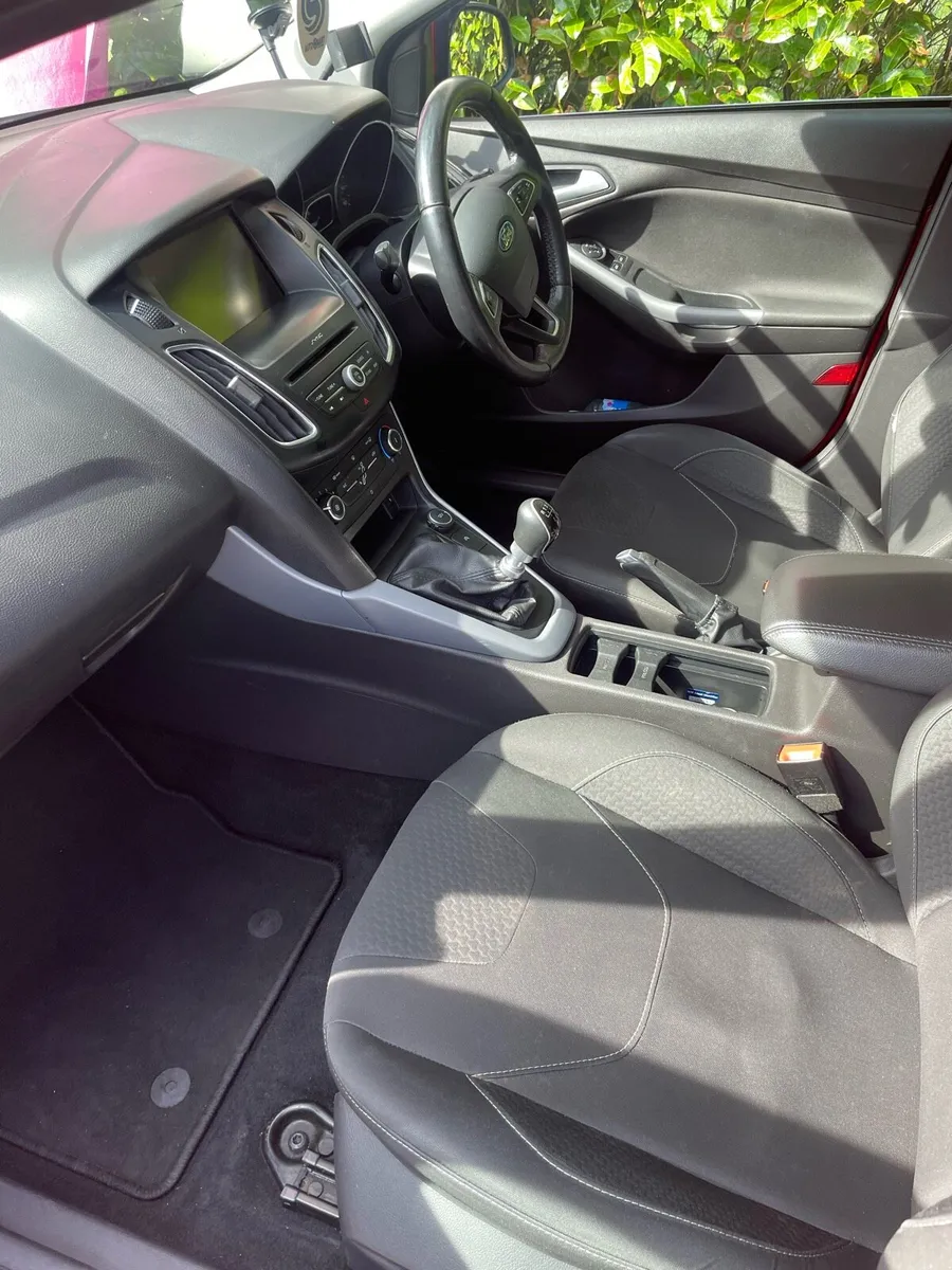 Ford focus - Image 4